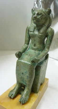 figurine