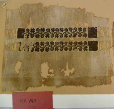 manche d'habit ; bande de poignet ; fragment, image 2/3