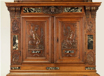 Armoire à deux corps et à décor de plaques de marbre, image 8/11