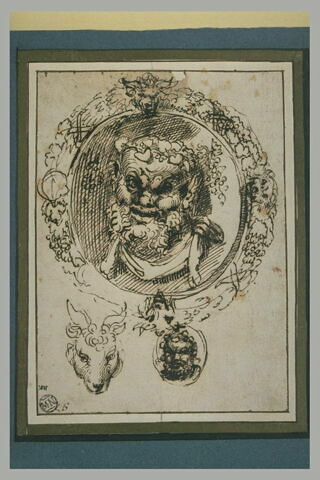 Un mascaron dans une bordure, tête de satyre, image 2/2