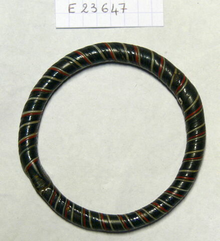 anneau ; bracelet