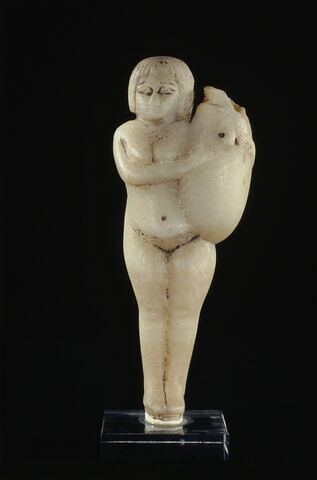 figurine ; alabastron ; vase plastique