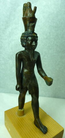 figurine