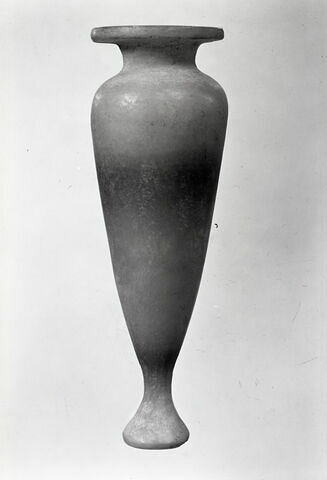 vase-hes ; simulacre