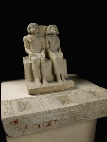 statue de couple, image 9/14