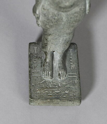 statuette, image 4/9