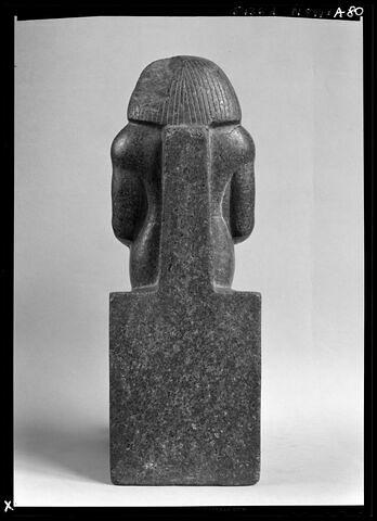 statue, image 10/11