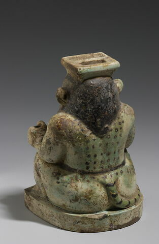 figurine, image 2/2