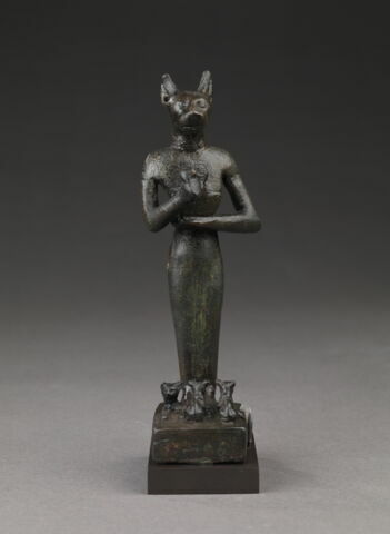 figurine, image 3/7