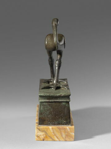 figurine, image 2/7