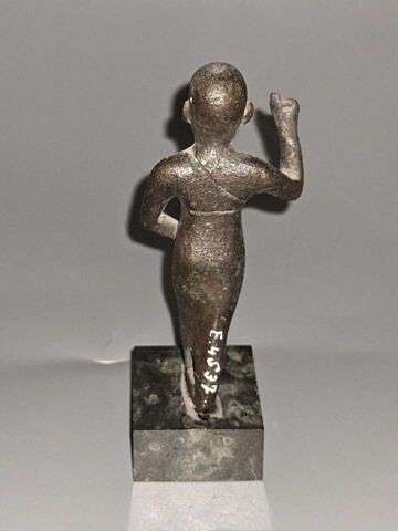 figurine de donateur, image 2/4