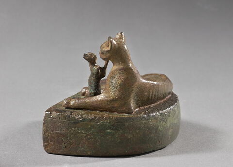 figurine, image 2/3