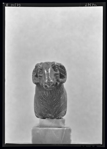 figurine  ; amulette, image 2/2