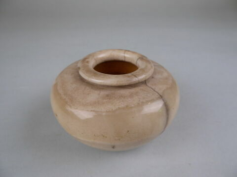 vase, image 3/5