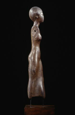 statue, image 9/17