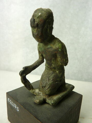 figurine de donateur  ; encensoir