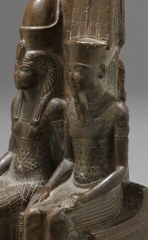 statue de couple, image 8/25