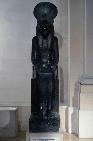 statue, image 13/15