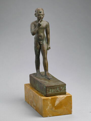 figurine