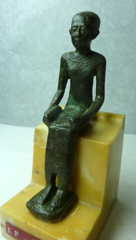 figurine