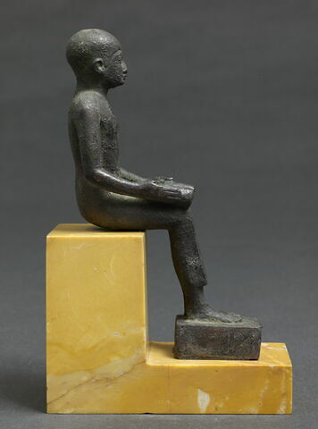 figurine, image 3/6