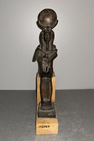 figurine