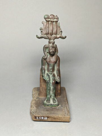 figurine, image 3/5