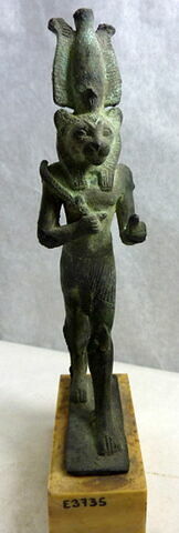 figurine