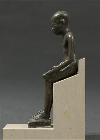 figurine, image 2/6