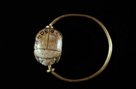 bague en anneau mince ; bague à butées ; scarabée, image 4/6