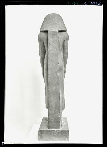 statue, image 12/12