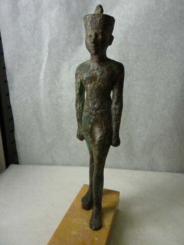 figurine, image 2/6