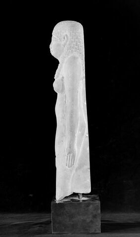 statue, image 11/13