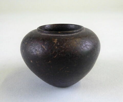 pot ; vase miniature