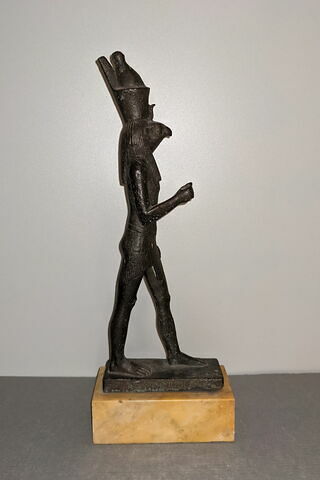 figurine, image 3/4