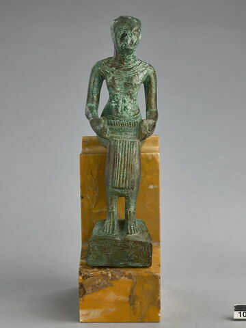 figurine, image 2/6