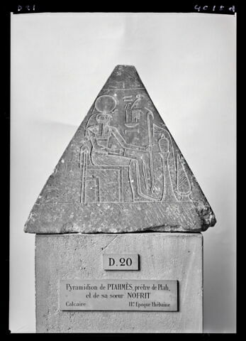 Pyramidion de Pay, image 11/13