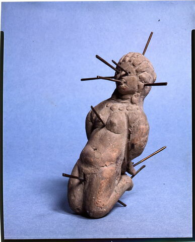 figurine ; aiguille, image 4/4