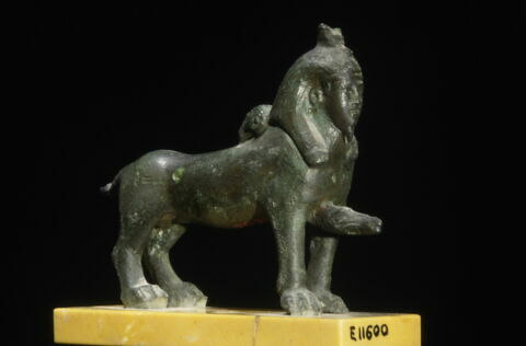 figurine, image 3/3