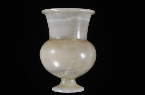 vase ; avec contenu