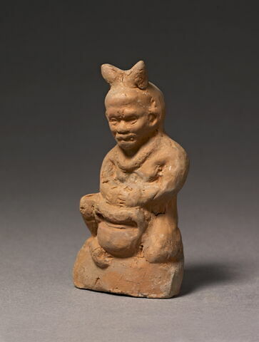 figurine d'Harpocrate au pot, image 3/3