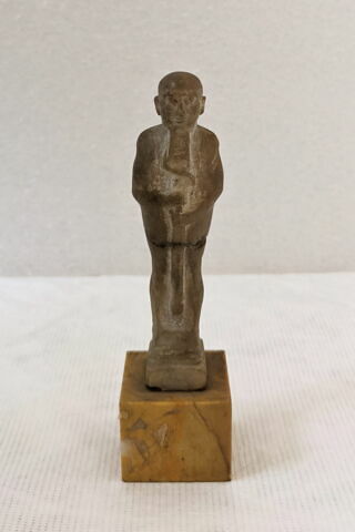 figurine