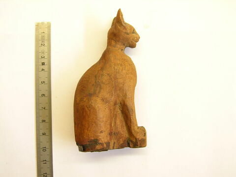 figurine, image 2/2