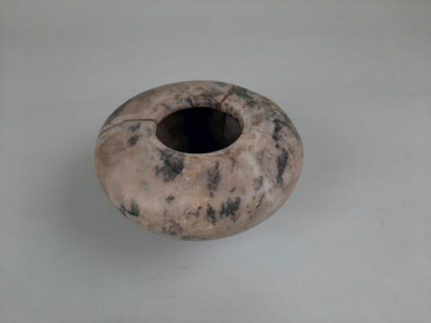 pot, image 2/5