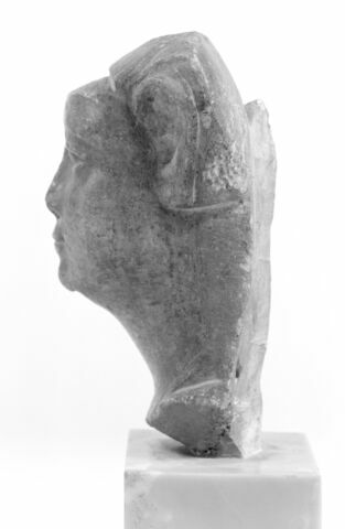 statue, image 10/12