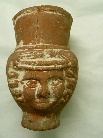 figurine ; vase plastique, image 2/2