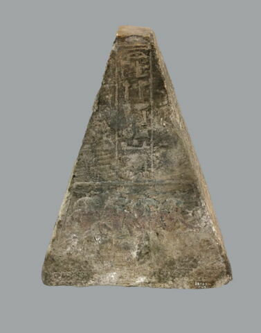 pyramidion tronqué