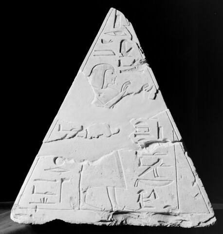 pyramidion pointu