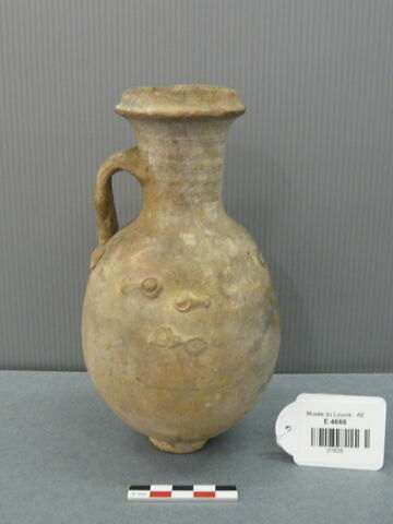 vase Bès  ; cruche