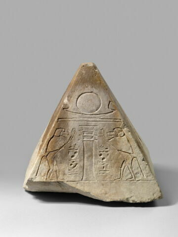 pyramidion tronqué, image 5/28